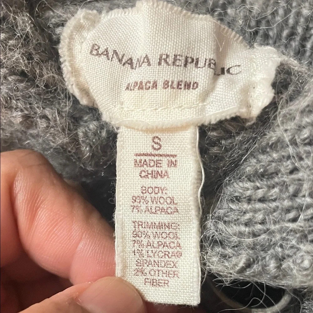 •Gray Button-Up Knit Sweater - Picture 6 of 6